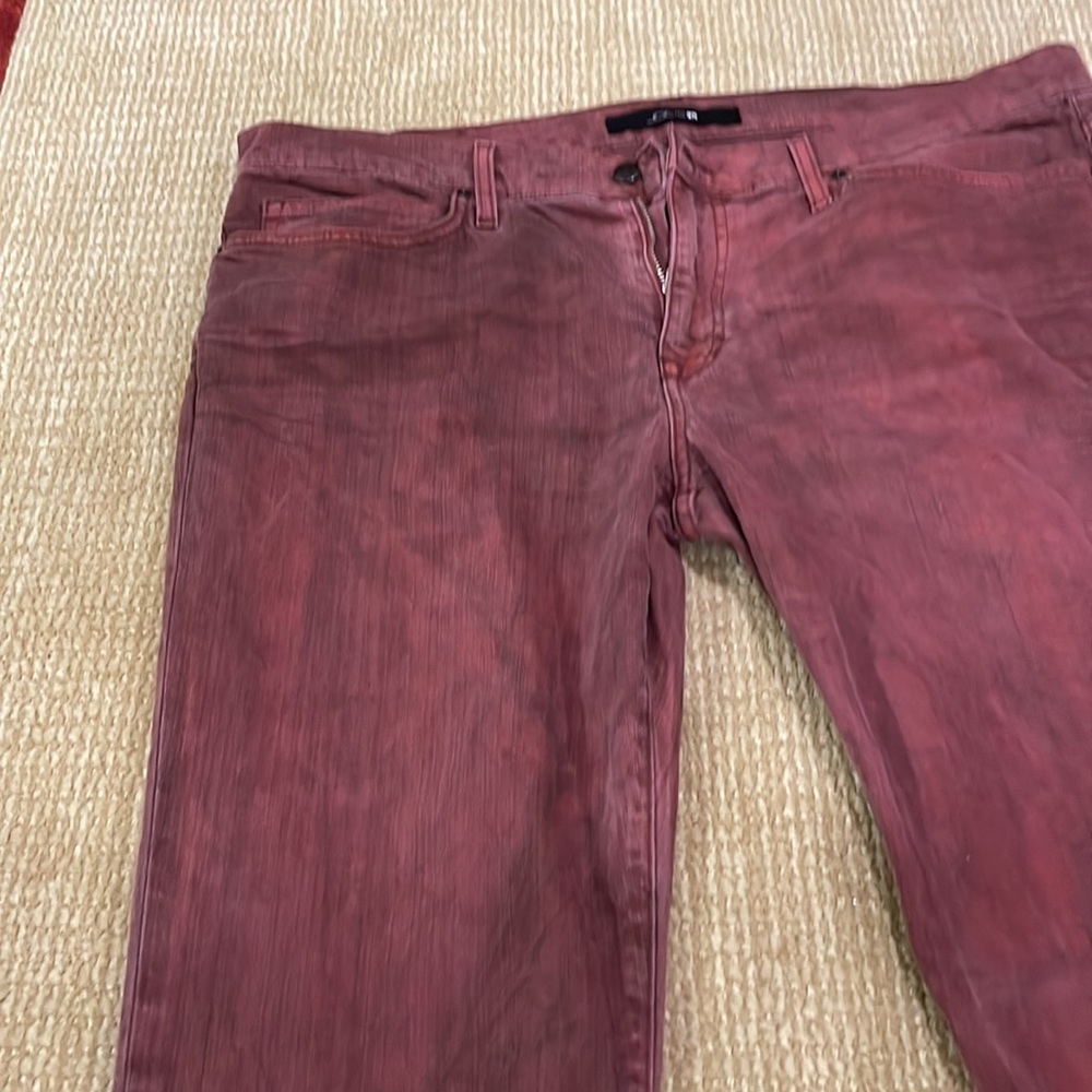 Men’s 40x32 Joe’s Jeans burgundy color - Picture 15 of 15